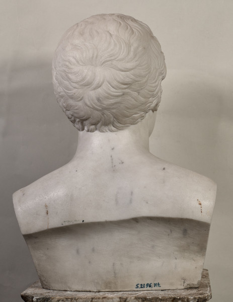 Henryk Lubomirski. Popiersie z białego marmuru.Tył