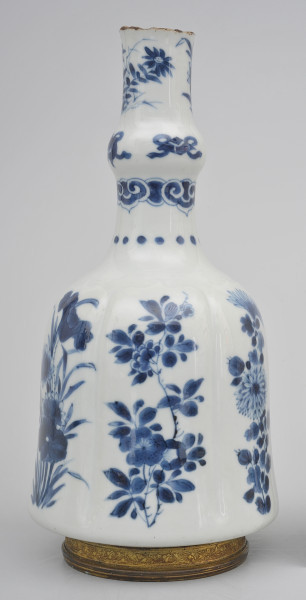 ujęcie całości od strony czwartej