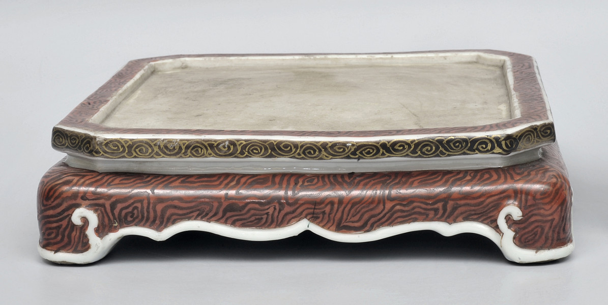 ujęcie całości od strony trzeciej