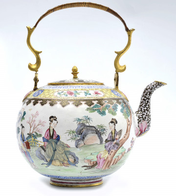 ujęcie całości od strony pierwszej