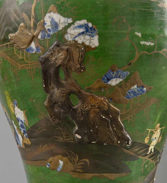 detal - z dekoracją figuralną i pejzażem (brzusiec strona trzecia)