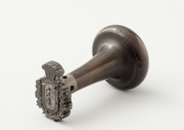 ujęcie 3/4 - typariusz o nieregularnym kształcie