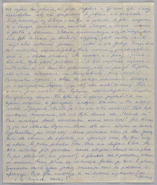 Ujęcie z góry, recto, kartka w linię, zapisana pismem odręcznym