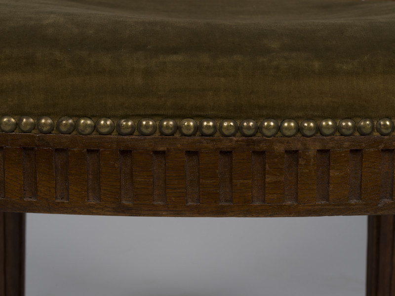 zbliżenie na dekorację przedniej cargi