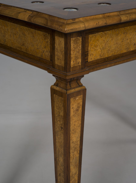 zbliżenie na dekorację narożnika