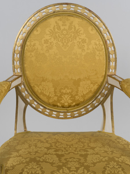 zbliżenie na dekorację oparcia