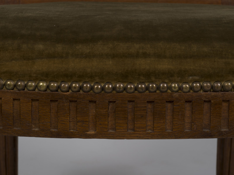 zbliżenie na dekorację przedniej cargi