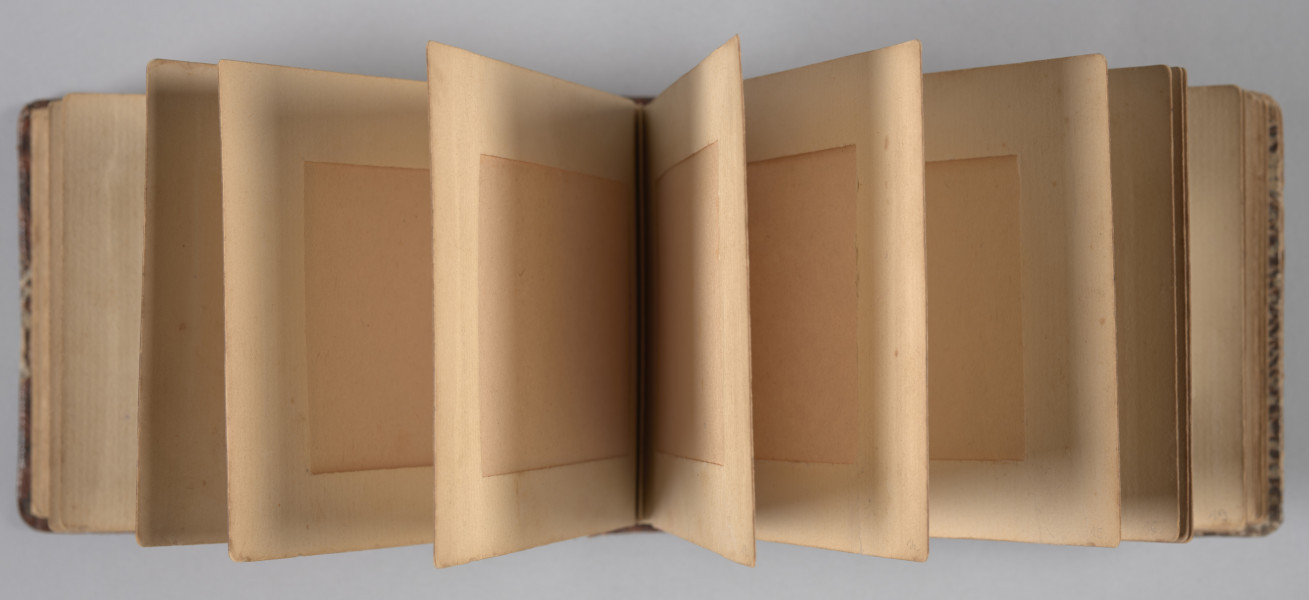 ujęcie od góry na wnętrze