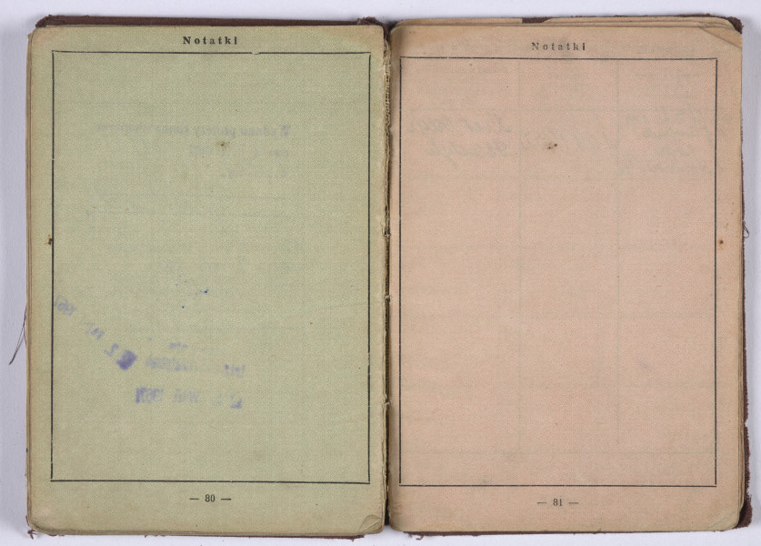 Strona 80 i 81. Fotografia wykonana w ramach Programu Operacyjnego Polska cyfrowa – projekt www.muzeach.