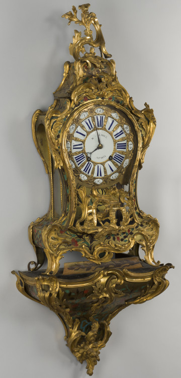 ujęcie 3/4 na konsoli