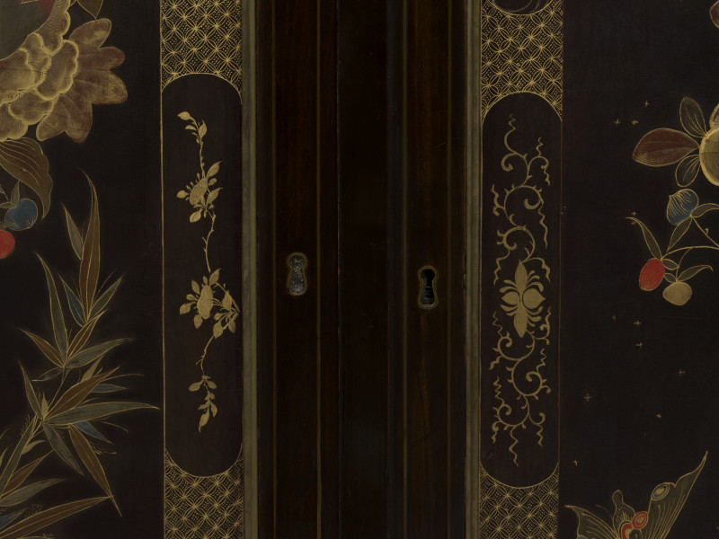 zbliżenie na otwory na klucz