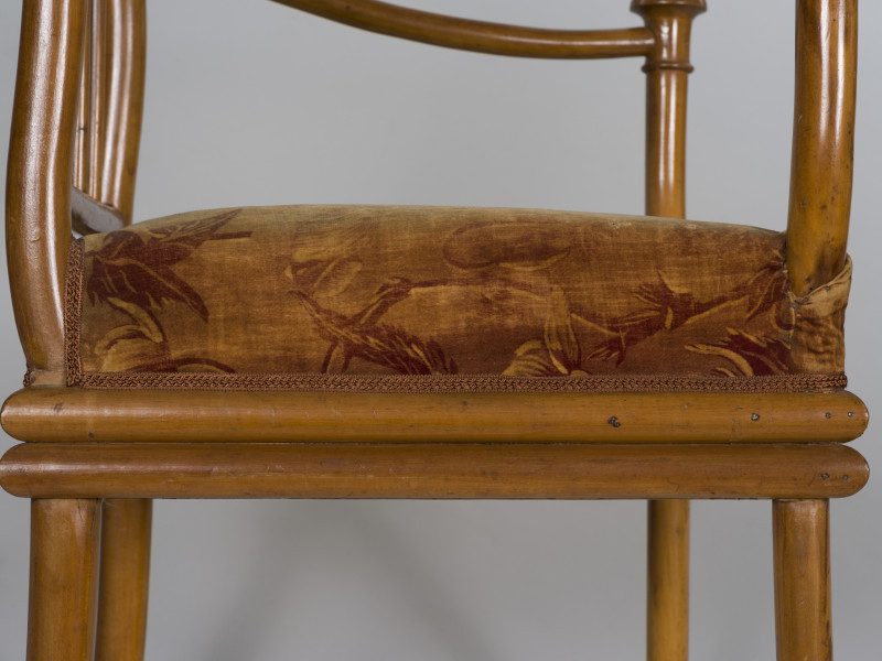 zbliżenie na dekorację obicia siedziska