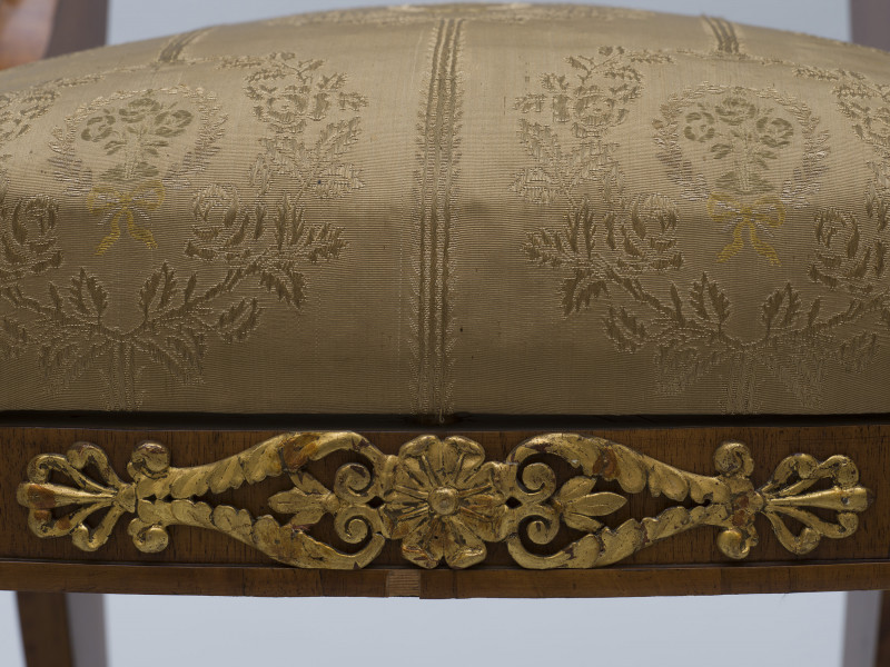 zbliżenie na dekorację przedniego ramiaka