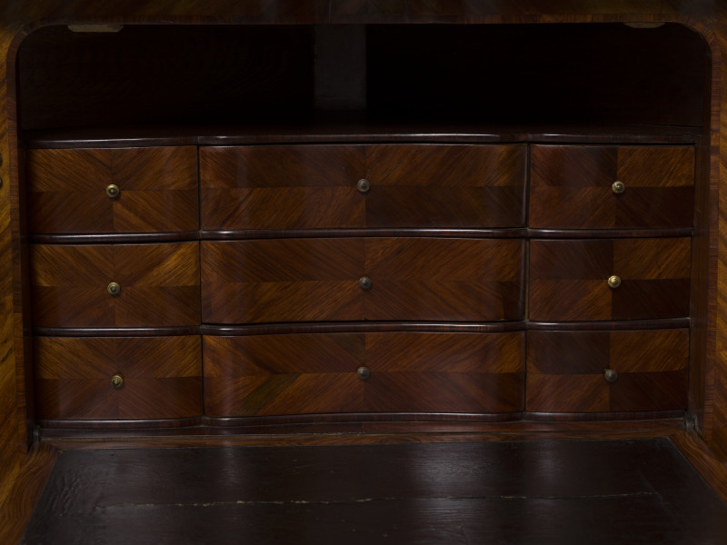 zbliżenie na wykończenie szufladek