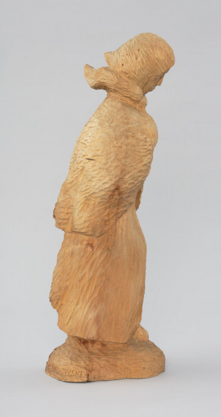 rzeźba - Ujęcie prawej strony. Rzeźba 