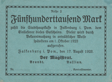 bon - Ujęcie strony głównej. Jednostronny bon z nominałe 500 000 marek, niebieski papier z czarnymi gotyckimi napisami i fioletową pieczecią.