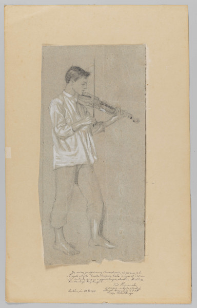 S/G/1271/ML - Postać młodego chłopaca w ujęciu całopostaciowym. Głowa ujęta w profilu, tułów skierowany 3/4 na prawo. Twarz lekko pochylona, ciemne, krótko ostrzyżone włosy. W lewej, ugiętej w łokciu ręce trzyma oparte o policzek skrzypce, w prawej uniesiony ku górze smyczek. Lewa noga wysunięta do przodu.  Ubrany w luźną białą koszulę ze stójką i szerokie, sięgające do połowy łydki spodnie. Stopy bose. Postać rysowana miękką kreską, podkreślona konturem.