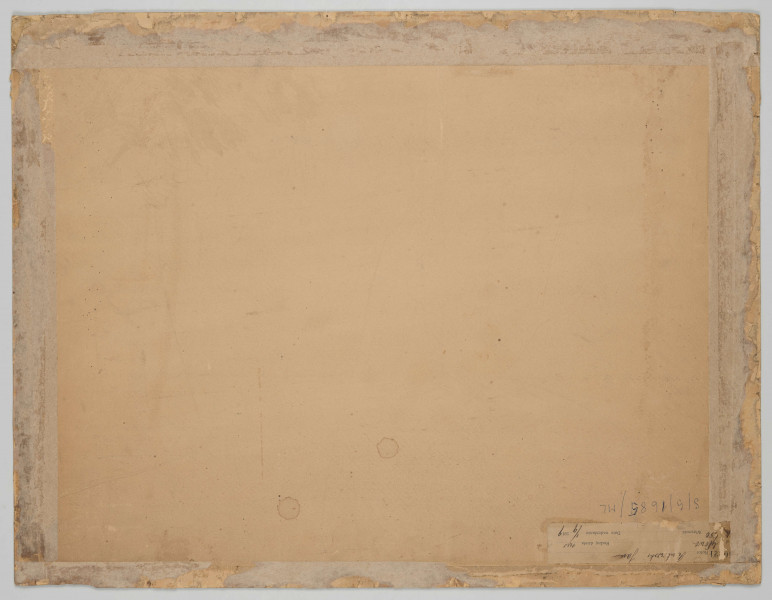 S/G/1685/ML - Portret dziewczynki. Ujęta do wysokości pasa, 3/4 w lewo. Twarz pociągła, trójkątna. Oczy duże z regularnymi łukami brwiowymi, prosty nos. Usta wąskie, o falistej linii. Włosy sięgające ramion, z zakrywającą czoło grzywką, podkręcone na dole, z prawej pasmo związane wstążką. Ubrana w zapinaną na guziki sukienkę z półokrągłym, haftowanym karczkiem. Pod szyją kokarda w formie muszki i sięgające piersi korale. Całość prowadzona delikatną kreską, miejscami wzmocniony kontur.
sygn. l.g.: Jan Rembowski 1919