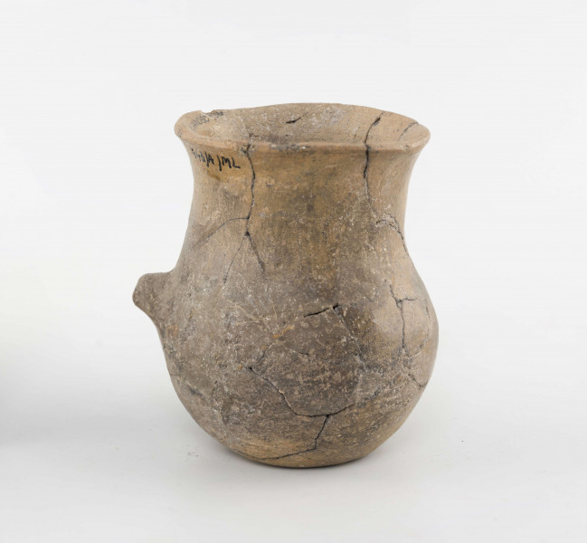 Naczynie :ze smoczkiem