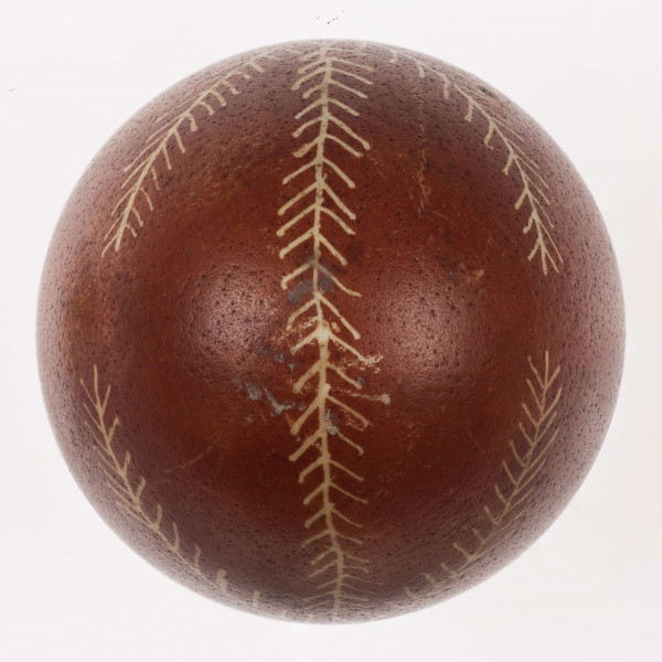 E/1073/ML - Technika batik. Podział podłużny na 2 części. Motyw krzyża z gałązek. Barwa tła brązowa, barwa motywu biała.