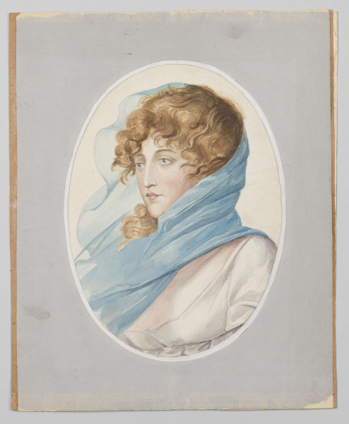 S/G/65/ML - Portret. Popiersie młodej kobiety, 3/4 w lewo. Twarz trójkątna, wydłużona o bladej karnacji i zaróżowionych policzkach. Błękitne oczy nieco wypukłe. Usta małe, włosy jasnobrązowe, falujące, z rozwichrzonymi kosmykami okalającymi twarz, na lewym ramieniu pukiel. Głowa nakryta cienkim, falującym ku lewej szalem. Ubrana w jasną suknię z szerokim, głębokim dekoltem. Kompozycja w owalu umieszczonym na ciemnym tle.