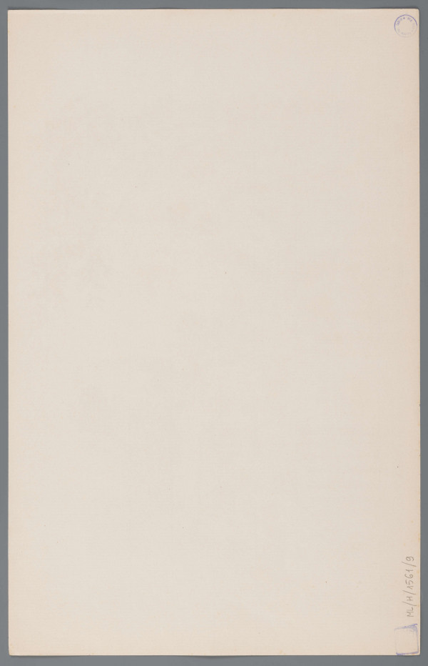 ML/H/1561/9 - Po lewej stronie stoi mężczyzna w wojskowym płaszczu. Ukazany 3/4 od tyłu w ujeciu do kolan. Włosy ciemne, gładko uczesane, na twarzy wąsy i broda.Prawą ręką dotyka ust w geście zadumy, lewą opiera o płot, za którym rośnie drzewo i krzewy. Umieszczona w płocie furtka otwiera się na rozległe podwórko, na którym stoi dworek z wejściem w formie portyku czterokolumnowego i łamanym dachem. W tle wysokie drzewa, dalej staw lub rzeka.