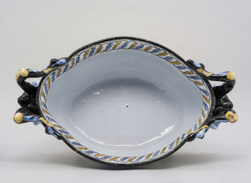 Żardiniera owalna na 4 niskich, 