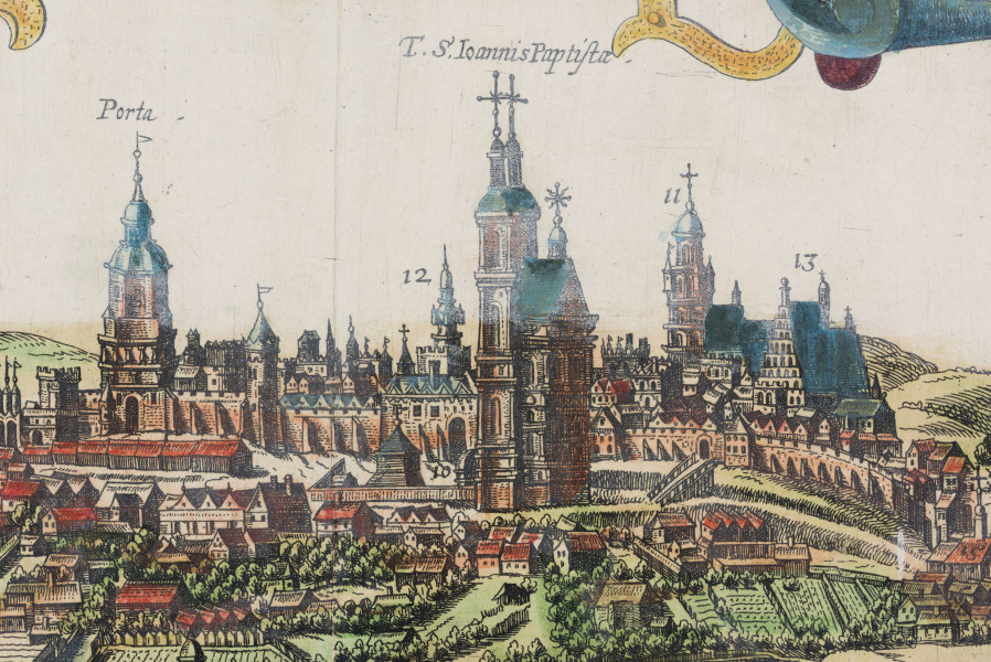 Widok Lublina opatrzony kartuszem herbowym i legendą. Miasto w szerokim, panoramicznym ujęciu obejmującym przedmieścia: Wieniawę i Tatary. Widok ukazuje charakterystyczne dla Lublina budowle min.- w centrum Kościół jezuitów, za nim wzgórze staromiejskie z Bramami Krakowską i Grodzką, kościoły św. Michała i Dominikanów, zespół zabudowań zamkowych z basztą i kaplicą św. Trójcy. Po lewej widoczne sylwetki kościołów Panny  Marii, Nawrócenia, św. Pawła i św. Ducha. Budowle opatrzone łacińskimi podpisami lub cyframi mającymi odnośniki w legendzie. U góry, na osi kartusz tytułowy z napisem: TIPUS CIVITATIS LUBLINE[N]SIS. / IN REGNO POLONIAE EX OMNIBUS / PARTIBUS MU[N]DI EMPORIO. TER. IN. /ANNO CELEBRARI COSUETOCLARAE. (Widok miasta Lublina w Królestwie Polskim, sławnego w całym swiecie trzy razy na rok odbywającemi się jarmarkami) Po lewej godło Polski, po prawej herb Lublina. Nad dolną krawędzią pas zawierający legendę rozbitą na 4 pola w ozdobnych obramieniach. Przedstawienie prowadzone precyzyjną, cienką kreską, podkolorowane.