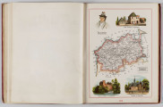 ML/H/650 - Okładka twarda, obklejona czerwonym płótnem, z wytłoczonym na złoto tytułem i ozdobami. Po lewej stronie popiersie kobiety bokiem, z wyciągniętą ręką trzymającą pędzel, poniżej kwiaty. W lewej części autor i tytuł, poniżej ozdobnik roślinny. Strona tytułowa przedstawia dwóch mężczyzn pochylonych nad mapą, w tle pejzaż wiejski z zamkiem na wzgórzu. Tytuł atlasu w wydzielonym, prostokątnym polu. Następna strona zawiera skorowidz i obiaśnienie znaków. Pierwsza z map to Mapa Ogólna Królestwa Polskiego z podziałem na gubernie i powiaty, następne to mapy powiatów. Na każdej stronie z mapą znajduja sie barwne grafiki z przedstawieniem zabytkowych budowli, typów ludowych, ruin, pejzaży. Do Atlasu dołączona luzem Mapa Guberni Lubelskiej, granice powiatu i wypełnienie błekitne.