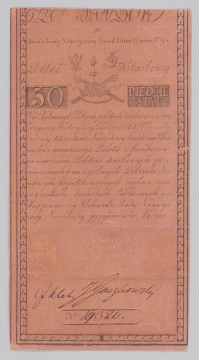 Aw. U góry widoczna część napisu pisanką: BILET SKARBOWY; niżej numer serii : D i napis: 
Uchwała Rady Najwyższej Narod. Dnia 8 Czerw.1794
Niżej, centralnie na osi symbole wolności: czapka frygijska, uzbrojenie sankiulotów, baszty murów więziennych, łańcuchy absolutyzmu, gromy ludu i skrzydła wolności. Wyżej z lewej Orzeł, a  z prawej strony Pogoń. Po bokach napis: Bilet – Skarbowy, a niżej w podwójnej prostokątnej ramce na ciemnym kreskowanym tle wartość nominału: 
50 – PIĘĆDZIE/SIĄT
Pod spodem tekst uchwały:
Na Piędziesiąt Złotych polskich/: rachując z iedney / Grzywny Kolońskiej Złłch polch 84 1/2 Monety / Srebrnej:/ które Skarb Narodowy każdemu Uka= / zicielowi ninieyszego Biletu z funduszow / na umorzenie Biletów skarbowych prze= / znaczonych y na ogólnych Dobrach Na= / rodowych hypotekowanych zapłaci oraz / we wszelkich dochodach Publicznych we= / dług powyższey Uchwały Rady Naywyż= / szey Narodowey przyimować będzie
Pod tekstem uchwały znaki zabezpieczające, pośrodku centralnie obłamany stempel suchej pieczęci Dyrekcji Biletów Skarbowych z poziomą inskrypcją: WOLNOŚĆ / CAŁOŚĆ / NIEPODLE / GŁOŚĆ i napisem otokowym: * PIECZĘĆ DYREKCYI BILETÓ[W].  Po bokach litery B – S, wybarwiane chemicznie. Niżej odręczne podpisy komisarzy wybranych spośród mieszczan warszawskich: J. (Jan) Klek, J. (Jan Klemens) Gaczkowski i numer w owalnej ramce: 19320.

Rw. Czysty bez nadruków.
