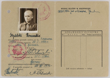 ML/MART/1439 - Zaświadczenie (4 s.; wraz z fotografią) nr 1 Związku Harcerstwa Polskiego, chorągwi lubelskiej, Gromady Zuchów 