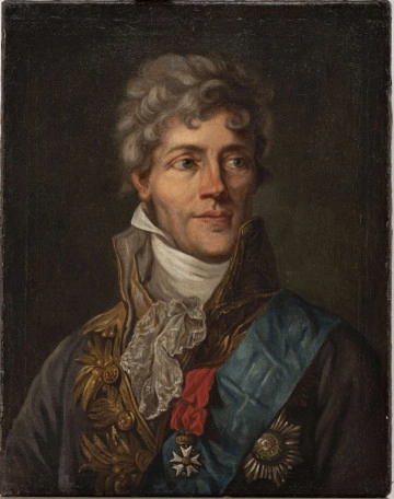 Portret Stanisława Kostki Potockiego w popiersiu na chłodnym, szaro-zielono-brązowym tle. Tors lekko odchylony w prawą stronę, głowa w przeciwną. Portretowany ubrany w mundurowy frak - popielaty w liliowym odcieniu, ozdobiony złotym haftem (motyw palmet). Na szyi biały halsztuk, poniżej koronkowy żabot. Przez prawe ramię przewieszona wielka wstęga z Krzyżem Kawalerskim Legii Honorowej, na piersi gwiazda Orderu Orła Białego (nad.1781r).
Twarz szczupła, z ostro zarysowanym, wystającym podbródkiem i kośćmi policzkowymi. Oczy ciemne pod czarnymi, wyraźnymi brwiami. Wzrok skierowany w prawą stronę. Włosy ciemnoblond, lekko skręcone. 