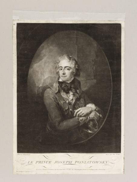 W owalu na prostokątnym tle półpostać lekko w prawo, głowa 3/4 w lewo. Prawa ręka wsparta na rękojeści szabli/pałaszu(?). Lewa ręka silnie oświetlona, założona na prawą. Ubrany w rozpięty u góry mundur z czasów kościuszkowskich; z gwiazdą Orderu Orła Białego nadanego 1787, z wiszącą przez plecy szablą na rzemieniu. W tle mur i łuna pożaru. 