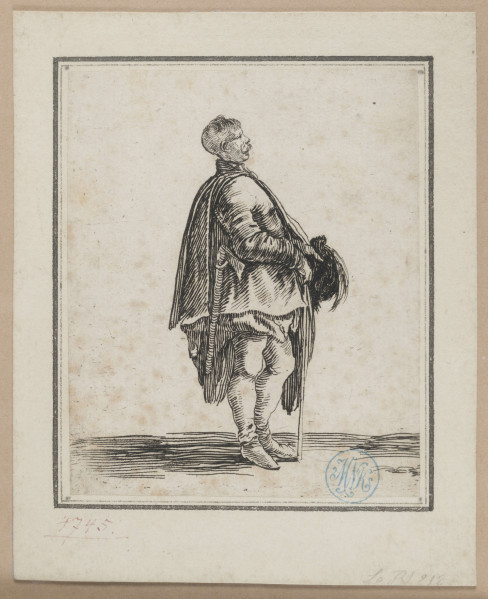 S/G/240/3/ML - Stojący mężczyzna z dużym wystającym brzuchem, zwrócony w prawo. Odkryta głowa strzyżona 