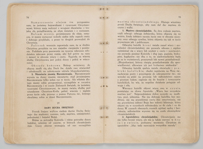 ML/MART/183 - Obrzędy święte : podręcznik do nauki religii dla uczniów gimnazjum : klasa 1 / Z. Baranowski ; J. Noryśkiewicz. - Poznań : Księgarnia Św. Wojciecha, 1936. - 124 s. : il. ; 22 cm.
Brak tylniej okładki.