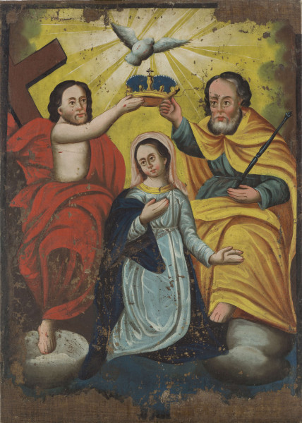 Obraz olejny na płótnie. Przedstawia scenę koronacji Matki Bożej: centralne miejsce zajmują 3 postaci. W środku klęcząca MB w błękitnej sukni, granatowym płaszczu, bladoróżowej chustce na głowie. Twarz okrągła, ciemne włosy, głowa zwrócona w prawo i pochylona. Ręka prawa na piersi, lewa – nisko, odchylona na bok. Po prawej stronie MB postać Chrystusa Zmartwychwstałego (z fragmentem krzyża w tle) w czerwonym płaszczu. Twarz owalna, ciemne włosy. Prawą ręką w górze podtrzymuje koronę nad głową MB. Po lewej stronie MB – postać Boga Ojca, w ciemnozielonej sukni i żółtym płaszczu. Twarz owalna, włosy, broda i wąsy przyprószone siwizną. Także prawą ręką podtrzymuje koronę nad głową MB. W lewej, wspartej na kolanie, trzyma berło. Korona ciemnobłękitna w złocistej ozdobnej oprawie. Nad nią błękitno-popielata gołębica w promienistej aureoli. Tło obrazu w górnej części żółte, natomiast na dole – ciemnobłękitne z obłokami, pod stopami Chrystusa i Boga Ojca. Na obrzeżach obrazu znaczne ubytki farby, a na całej powierzchni drobniejsze odpryski.

Konserwacja: 1985-1990; obraz rozpięty na nowym blejtramie w Pracowni Konserwacji Malarstwa Muzeum Lubelskiego