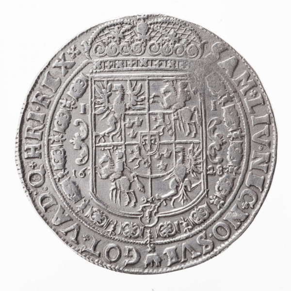 Awers. W tondzie ujętym pojedynczym otokiem liniowym ukoronowana półpostać króla w zbroi w profilu w prawo. Spod zbroi widoczna jest kryza. Władca w prawej ręce trzyma uniesiony do góry miecz, w lewej  jabłko królewskie. Legenda dookolna: + SIGIS+III.D:G+REX.POLO:M.D LIT+PRVS:MAS +
Legenda rozdzielona u góry przez wizerunek. 

Rewers. W tondzie ujętym pojedynczym otokiem nieliniowym ukoronowana dziewięciodzielna tarcza z herbami Polski, Litwy, Szwecji, Gotlandii oraz Wazów w centralnym polu. Tarcza ujęta łańcuchem z odznaką orderową orderu Złotego Runa, która rozdziela na dole legendę dookolną:
SAM+LIV.NEC+NO.SVE – GOT+VAND:Q+HRI.REX x
Tarcza rozdziela datę 16 – 28

