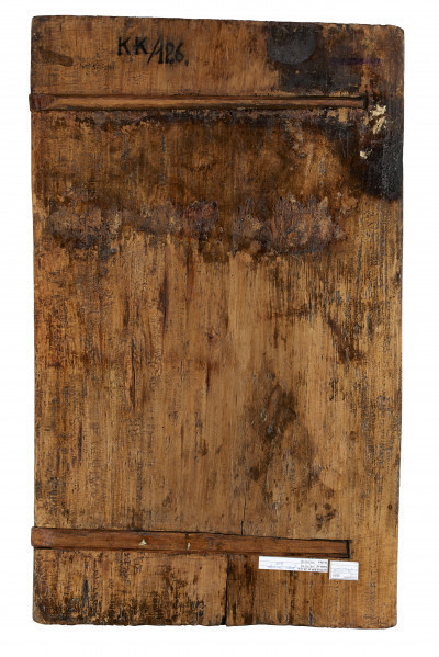 Święty biskup (Bazyli?) ukazany jest frontalnie, w ujęciu całopostaciowym. Prawą dłoń wznosi w geście błogosławieństwa, w lewej podtrzymuje księgę. Twarz ma pociągłą, szczupłą, o poważnym wyrazie; czoło wysokie, nos długi, oczy duże, wpatrzone w dal; włosy siwe, długie wąsy, spiczastą, długą brodę. Ubrany jest w szaty biskupie: błękitny sticharion z brązowymi narękawnikami, błękitny epitrachilion z białymi krzyżami, felonion od podbicia bladoróżowy, z zewnątrz biały z czarnymi i czerwonymi krzyżami oraz czerwony omoforion z czterema czarnymi krzyżami i białym wzorem na lamówce. Wokół głowy świętego nimb wydzielony z tła, zachodzący na bordiurę. Ponad ramionami zarys inskrypcji cyrylickiej (nieczytelna – według karty niegdyś dało odczytać się napis JAN WASIL). Tło ciemnogranatowe, miejscami niemal czarne. Wokół przedstawienie obiega żółta bordiura z ludowym wzorem roślinnym (powtarzający się motyw: kwiat + 6 podłużnych listków).
Ikona z kowczegiem.
Ikona wzmacniana dwiema szpongami wsuwanymi jednostronnie.