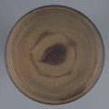 S/CS/1361/ML - Wazon cylindryczny, lekko rozszerzony ku dołowi, z wyodrębnioną niska stopą i rozchylonym wylewem. Korpus bezbarwny, podmalowany żółtym pudrem  - z wyjątkiem części środkowej. Powlekany warstwą fioletową i brązową; w nich trawiona i polerowana dekoracja roślinna: gałąź glicynii z kwiatami.
 