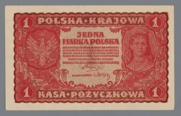 N/Bn/139/ML N/Bn/139/ML - Aw. W falistej ramce ornamentyka kwietna w stylu wiedeńskiej secesji. Z lewej stylizowana tarcza z godłem państwowym; z prawej w stylizowanej tarczy wizerunek królowej Jadwigi, według Jana Matejki. W polu centralnym dużym liternictwem: JEDNA / MARKA POLSKA; niżej drobnym drukiem: PAŃSTWO POSLKIE BIERZE NA SIEBIE ODPOWIEDZIAL- / NOŚĆ ZA WYMIANĘ NINIEJSZEGO BILETU NA PRZYSZŁĄ / WALUTĘ POLSKĄ WEDLUG STOSUNKU, KTÓRY DLA / MAREK POLSKICH UCHWALI SEJM USTAWODAWCZY / WARSZAWA, DNIA 23. SIERPNIA 1919 ROKU / DYREKCJA POLSKIEJ KRAJOWEJ KASY POŻYCZKOWEJ
W tle oznaczenie nominału, stylizowaną cyfrą arabską.
Podpisy: Józef Zarzycki (Dyrekcja PKKP); Marian Karpus (Skarbnik Główny)
U góry, przy ramce dużym liternictwem: POLSKA . KRAJOWA; u dołu KASA . POŻYCZKOWA
W rogach tonda z oznaczeniem nominału cyfrą arabską.
Rw. W falistej ramce ornamentyka kwietna. W polu centralnym w stylizowanej tarczy godło państwowe; wyżej w stylizowanej ramce tekst z sankcją karną za fałszowanie biletów PKKP. Po bokach, w tondach oznaczenie nominału cyfrą arabską; niżej numer i seria: I Serja CT – Nr 893105
