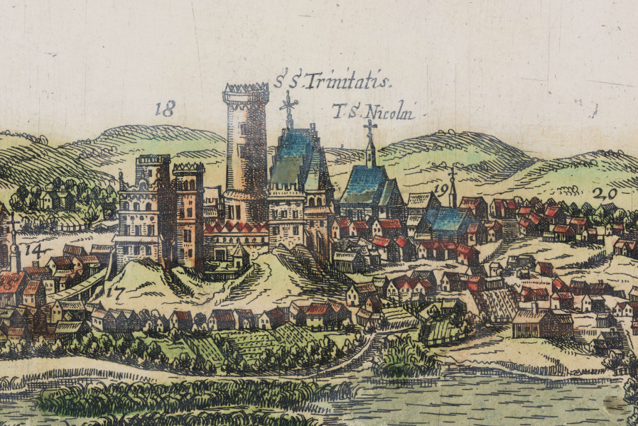 Widok Lublina opatrzony kartuszem herbowym i legendą. Miasto w szerokim, panoramicznym ujęciu obejmującym przedmieścia: Wieniawę i Tatary. Widok ukazuje charakterystyczne dla Lublina budowle min.- w centrum Kościół jezuitów, za nim wzgórze staromiejskie z Bramami Krakowską i Grodzką, kościoły św. Michała i Dominikanów, zespół zabudowań zamkowych z basztą i kaplicą św. Trójcy. Po lewej widoczne sylwetki kościołów Panny  Marii, Nawrócenia, św. Pawła i św. Ducha. Budowle opatrzone łacińskimi podpisami lub cyframi mającymi odnośniki w legendzie. U góry, na osi kartusz tytułowy z napisem: TIPUS CIVITATIS LUBLINE[N]SIS. / IN REGNO POLONIAE EX OMNIBUS / PARTIBUS MU[N]DI EMPORIO. TER. IN. /ANNO CELEBRARI COSUETOCLARAE. (Widok miasta Lublina w Królestwie Polskim, sławnego w całym swiecie trzy razy na rok odbywającemi się jarmarkami) Po lewej godło Polski, po prawej herb Lublina. Nad dolną krawędzią pas zawierający legendę rozbitą na 4 pola w ozdobnych obramieniach. Przedstawienie prowadzone precyzyjną, cienką kreską, podkolorowane.