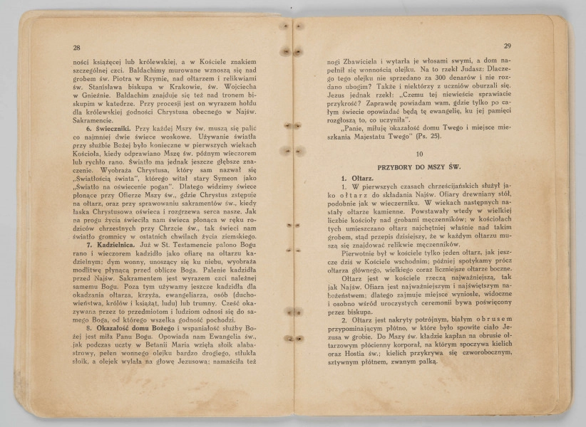 ML/MART/183 - Obrzędy święte : podręcznik do nauki religii dla uczniów gimnazjum : klasa 1 / Z. Baranowski ; J. Noryśkiewicz. - Poznań : Księgarnia Św. Wojciecha, 1936. - 124 s. : il. ; 22 cm.
Brak tylniej okładki.