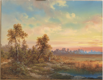 Pejzaż jesienny o ciepłych barwach ze sztafażem. Na pierwszym planie, po prawej niebieski staw, porośnięty sitowiem. Po lewej - wysokie drzewa z rozłożystymi koronami oraz krzewy. W środkowej części obrazu - sylwetka myśliwego z psem. W oddali - rozległy pejzaż z zarysem linii lasu na horyzoncie. Wyżej niebo, po prawej stronie lecący klucz kaczek. 