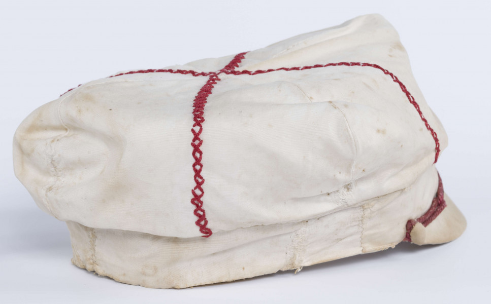 ML/H/4448 - Czapka absolwentki 