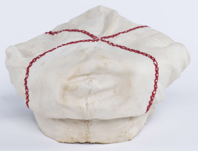 ML/H/4448 - Czapka absolwentki 