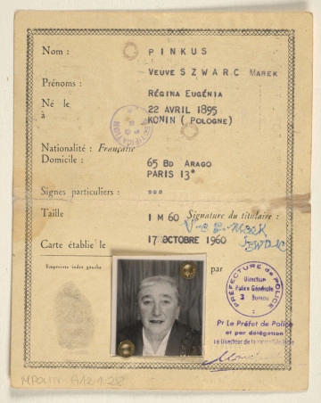 Dowód osobisty Giny Szwarc wydany 17 października 1960 roku przez Prefekturę Republiki Francuskiej w Paryżu. Dokument ze zdjęciem.