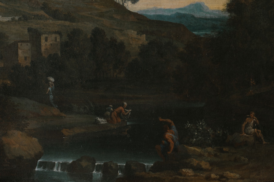 Fragment lica obrazu. Na pierwszym planie, na wprost nas mała kaskada. Na prawym brzegu siedzi przy niej dwóch mężczyzn, a na lewym – klęczą dwie praczki. Trzecia z nich wraca wzdłuż brzegu. Na głowie w zawiniątku trzyma pranie. Idzie w kierunku budynków widocznych w głębi. Zabudowania te stoją u podnóża góry, na zboczu pnącym się stromo ku górze.