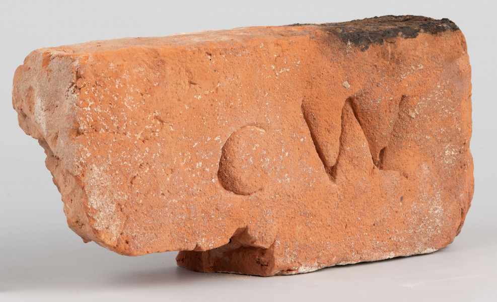 Cegła z lubelskiej cegielni sygnowana 