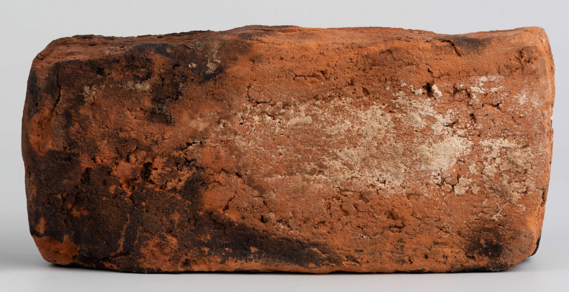 Cegła z lubelskiej cegielni sygnowana 