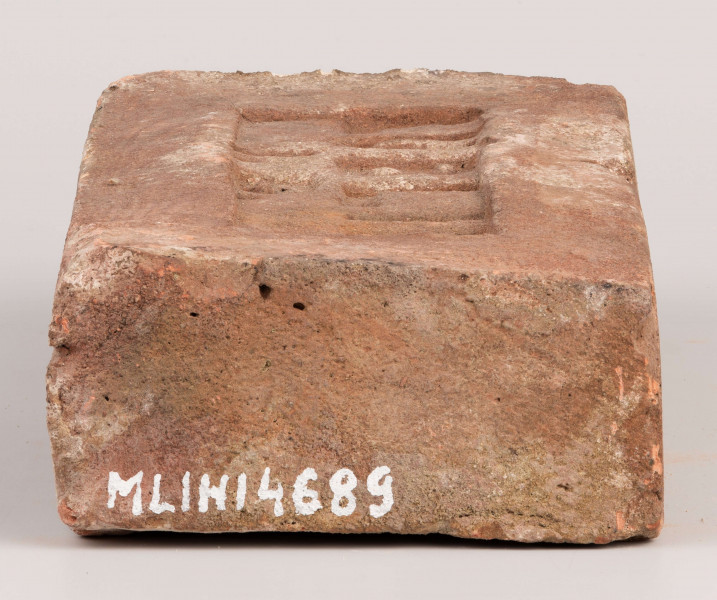 Cegła z lubelskiej cegielni sygnowana 